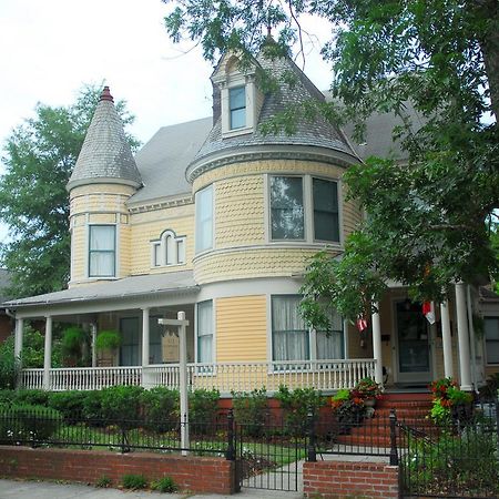 C.W. Worth House Bed And Breakfast Município de Município de Wilmington Quarto foto