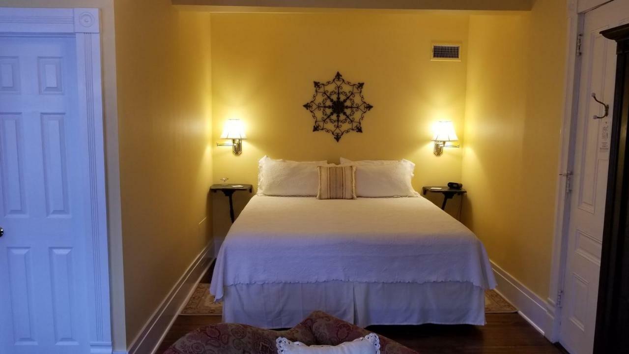 C.W. Worth House Bed And Breakfast Município de Município de Wilmington Exterior foto
